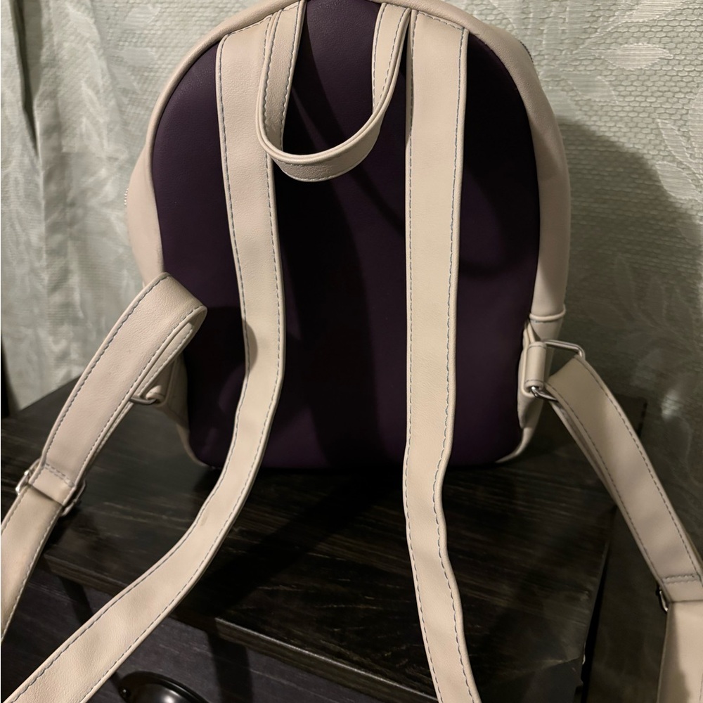 Backpack - Picture 2 of 2